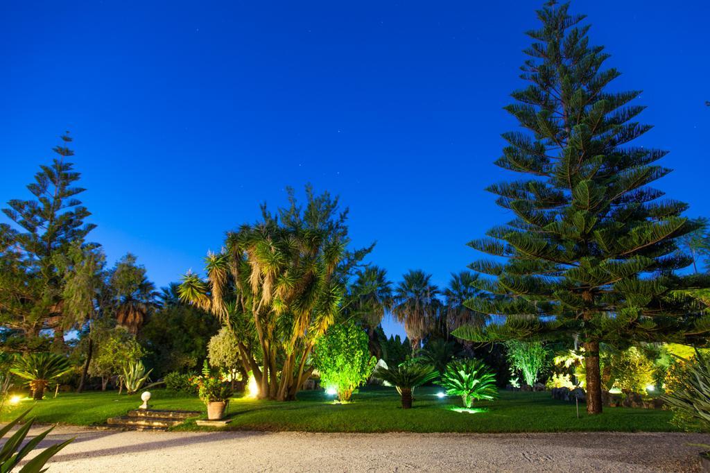 Rosmarino Park Ito83084B59Cp6Px5J Vila SantʼAgata di Militello Exterior foto